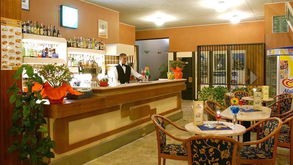 Hotel Garden Limone sul Garda Bagian luar foto