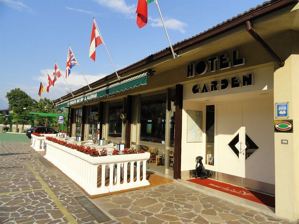 Hotel Garden Limone sul Garda Bagian luar foto