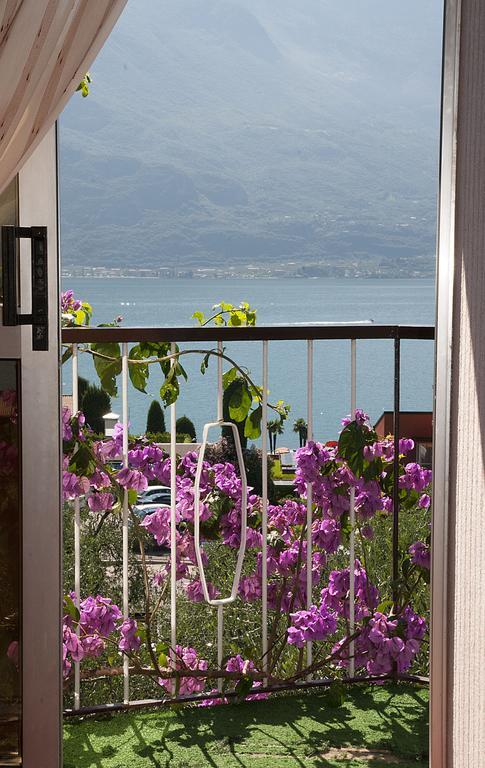 Hotel Garden Limone sul Garda Bagian luar foto