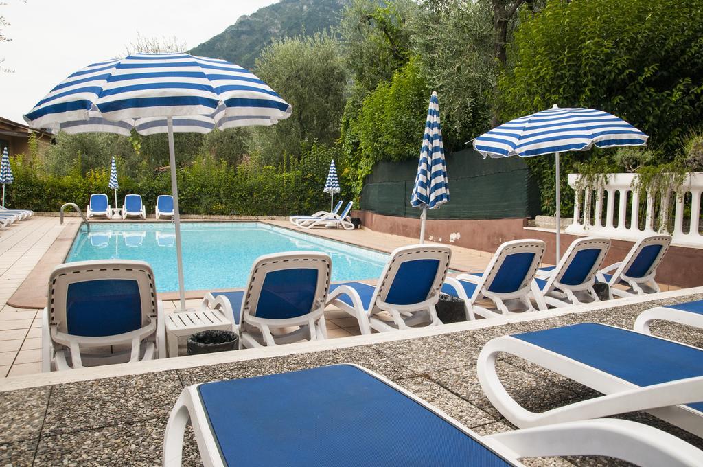 Hotel Garden Limone sul Garda Bagian luar foto